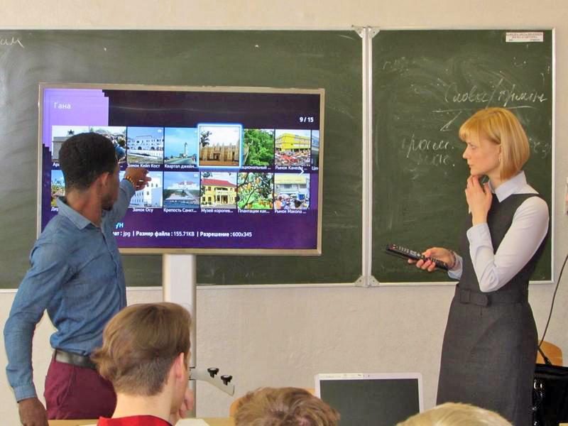Interactive Conversation with international Master Students at GSTU
